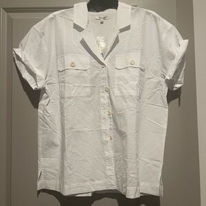 Made well structured white collared shirt
